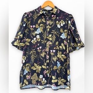 ANN TAYLOR FACTORY DARK BLUE FLORAL BUTTON DOWN BLOUSE SIZE SMALL